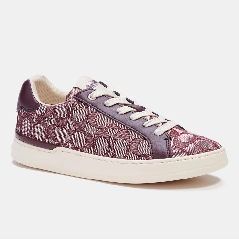 Coach Clip low top sneaker- size 5 1/2
